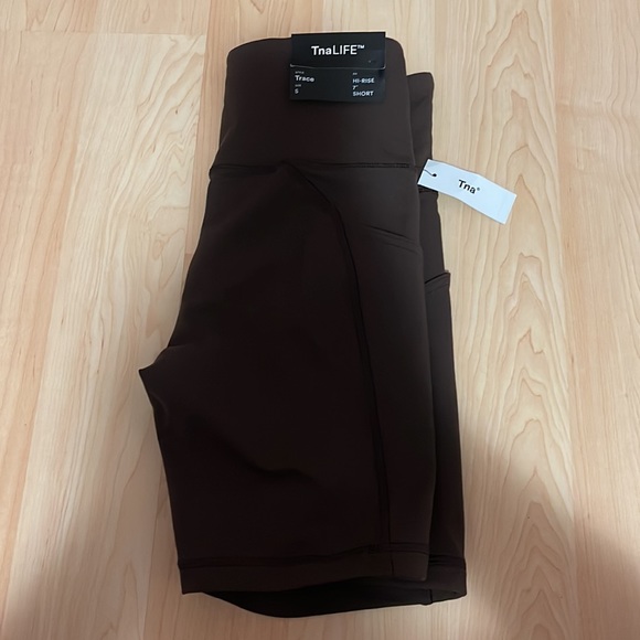 BNWT TNA Life Shorts - Picture 2 of 3